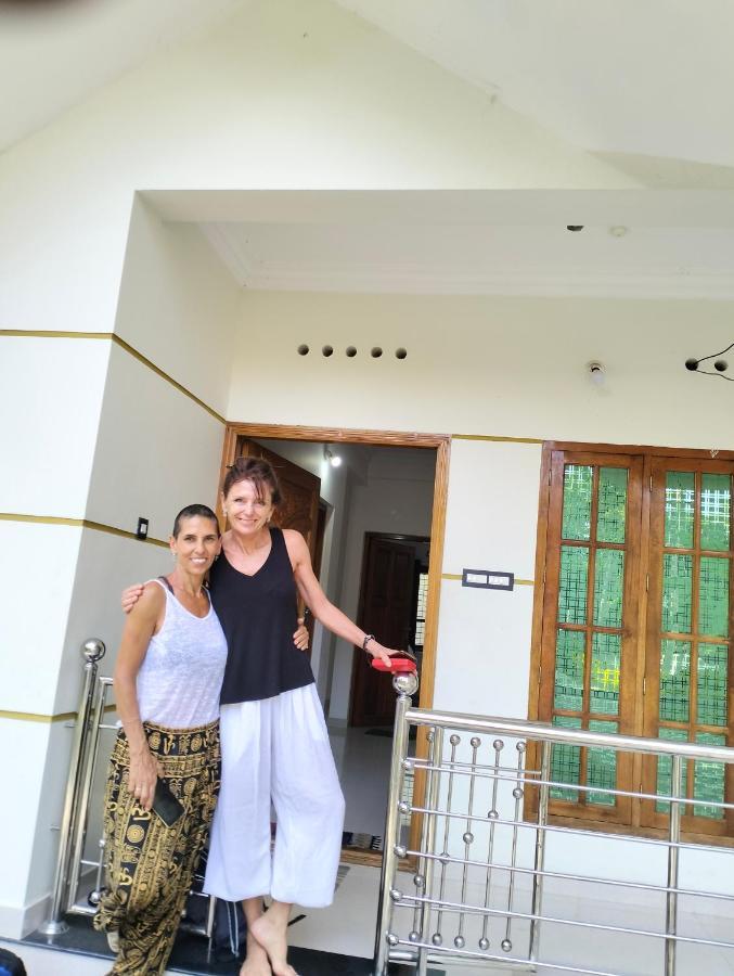 Devi Kripa Residency Lägenhet Varkala Exteriör bild