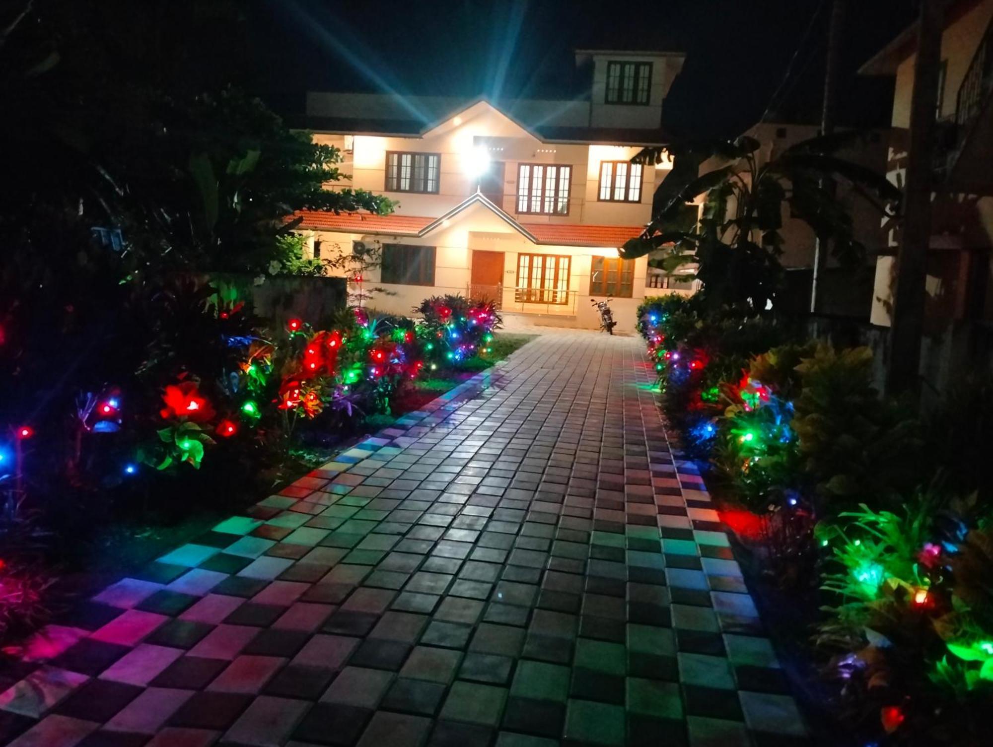 Devi Kripa Residency Lägenhet Varkala Exteriör bild